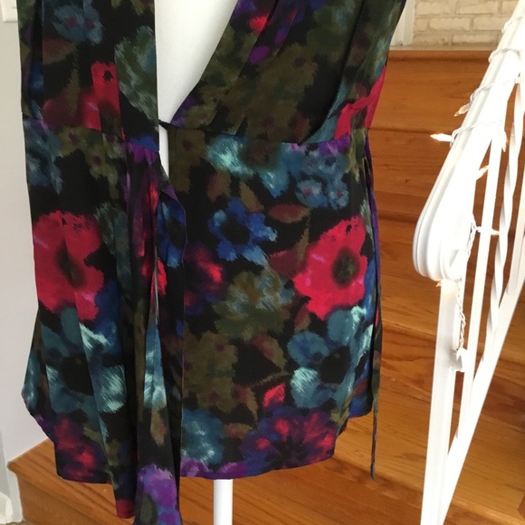 ASO ROSALIE HALE FEI SILK WRAP TOP - Picture 4 of 14